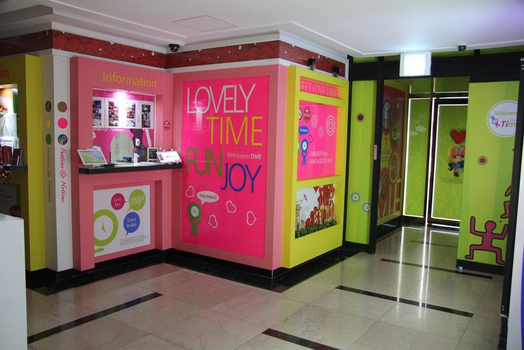 Time Motel Gyeongju Esterno foto
