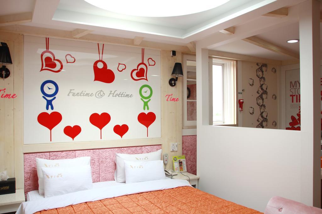 Time Motel Gyeongju Esterno foto